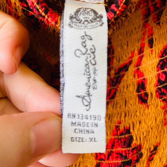 Cute women’s floral jumpsuit 🌺 - Picture 3 of 9